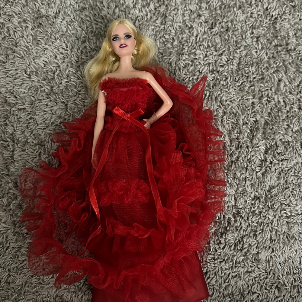 Rare 2018 holiday doll